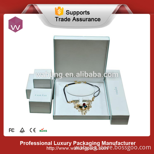 2016 new design paper custom logo jewelry box gift packaging